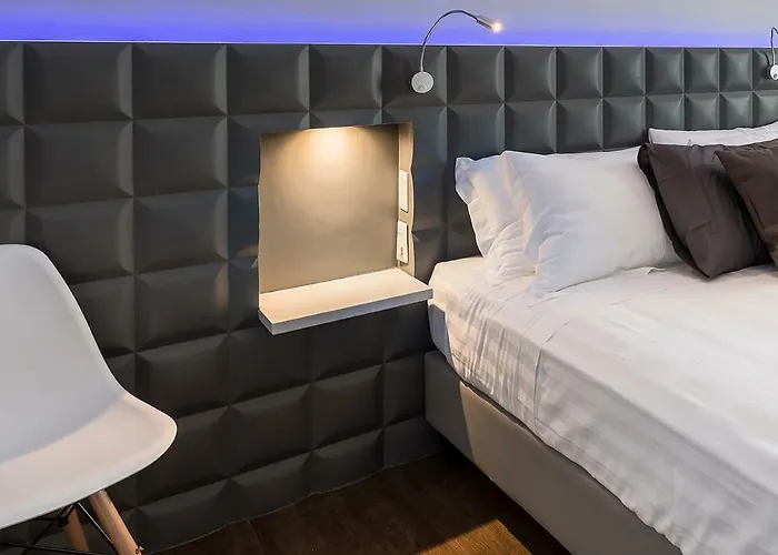 בית הארחה Z-archsuites 3*