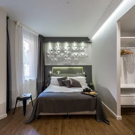 Z-archsuites 로마